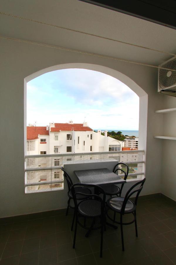 Appartamento Azzurro / Ocean View / 5 Min To Beach Albufeira Exterior photo